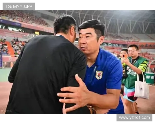 韩鹏点评球队中前场压迫不足感谢球迷假期到场助威展现真情支持 韩鹏点评球队中前场压迫不足感谢球迷假期到场助威展现真情支持