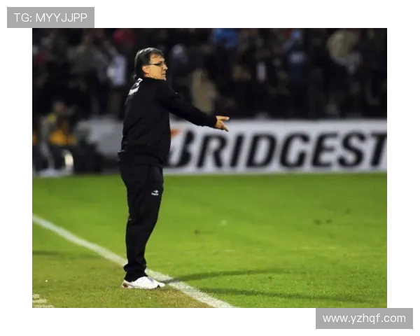 每体：拉波尔塔曾对贝尔纳尔说过，总有一天他会成为巴萨队长